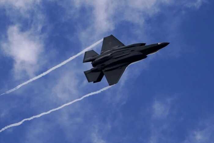Вперше в історії винищувач F-16 збив російський Су-35 на Курському напрямку, — Bild