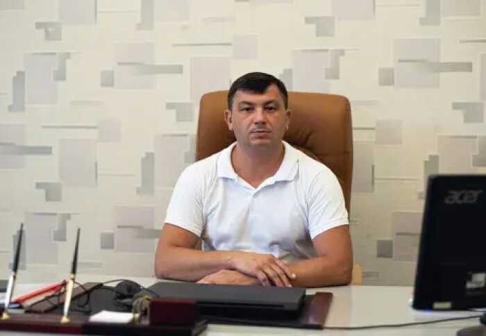 Директор КП "Бахмут-Вода" Спічкін вкачав у декларації тільки зарплату та авто