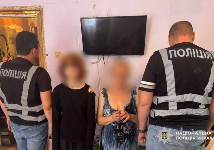 В Одесі мати з 13-річною донькою на замовлення РФ підпалили військове авто та об’єкт на залізниці