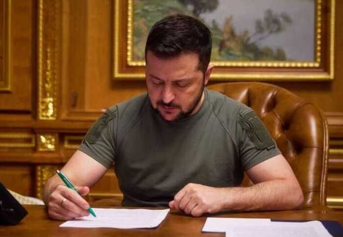 На сайті Верховної Ради оприлюднено підписаний Зеленським законопроєкт про обмеження повноважень НАБУ та САП