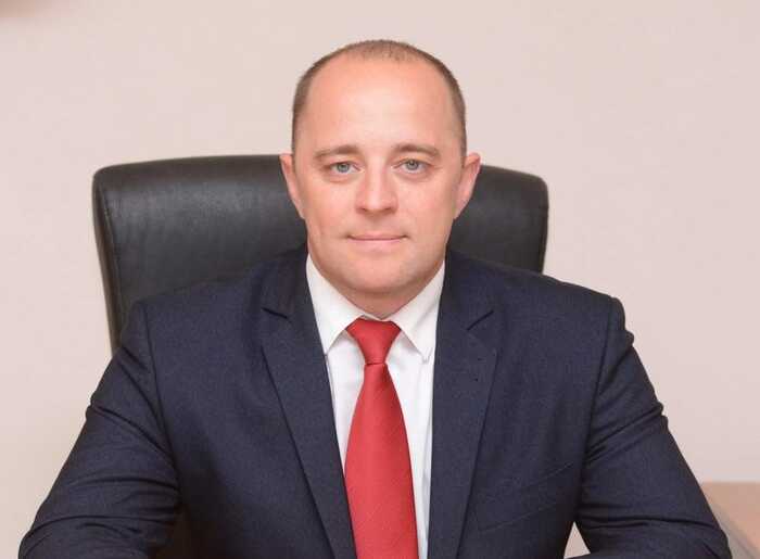 Мера Вишгорода Олексія Момота хочуть відсторонити від посади